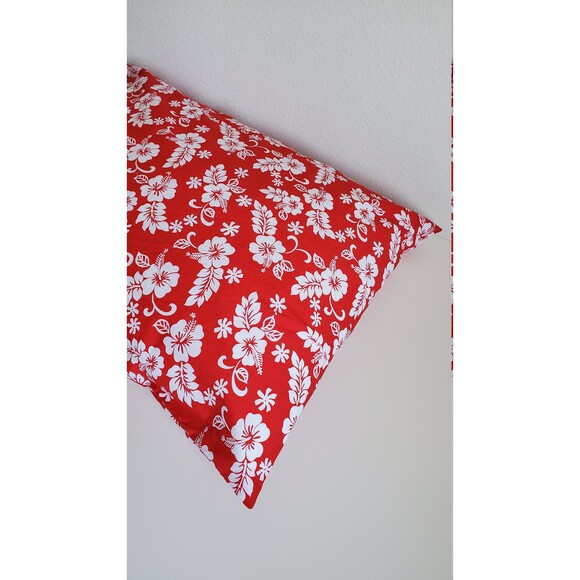 Red Pillowcase with White Hibiscus | Handmade | 100% Cotton - Picture 3 of 3